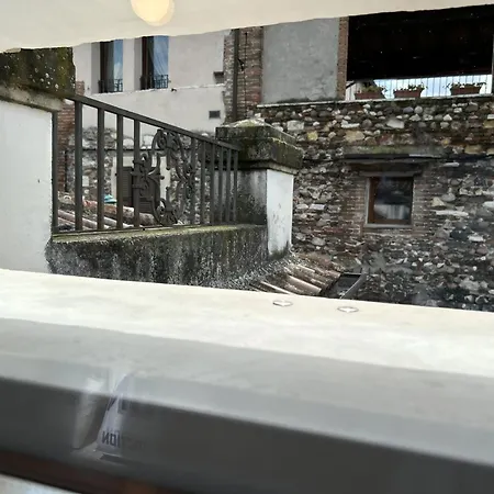 Romantic Window On Arena Διαμέρισμα