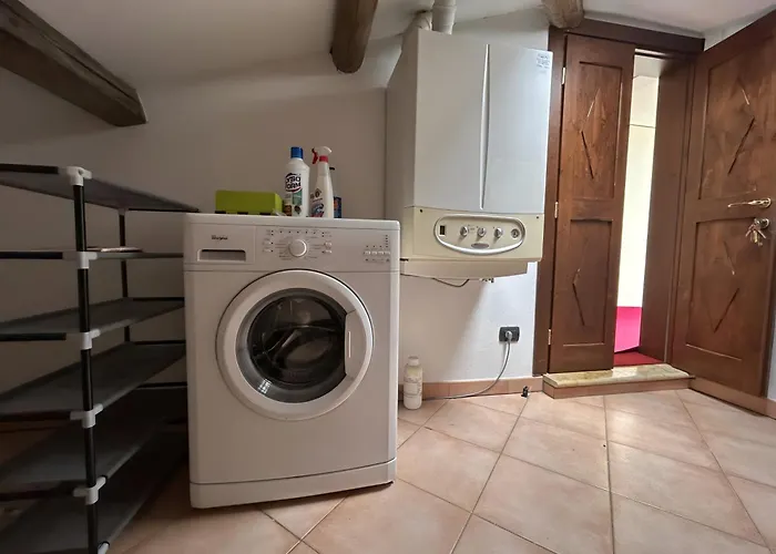 Romantic Window On Arena شقة فيرونا