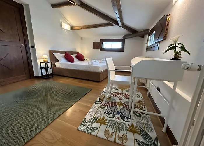 Romantic Window On Arena شقة *