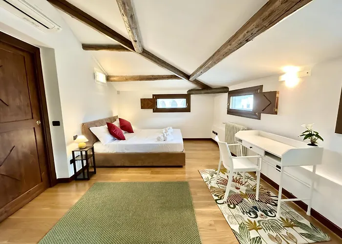 Romantic Window On Arena شقة *