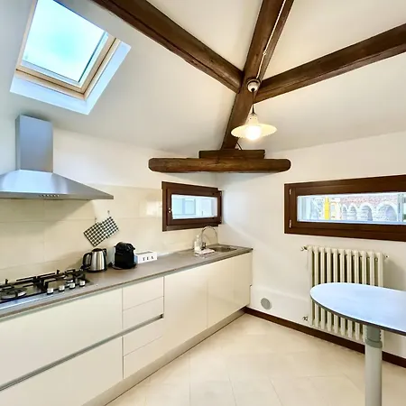 Romantic Window On Arena * Verona